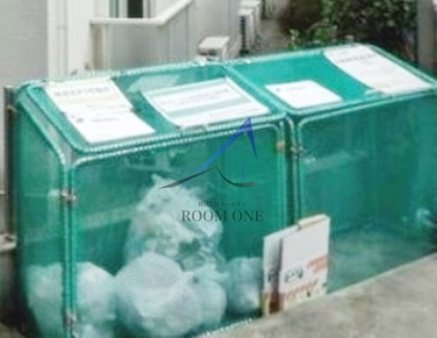 ＤＣグレースのその他共用部分|敷地内ごみ置き場です。