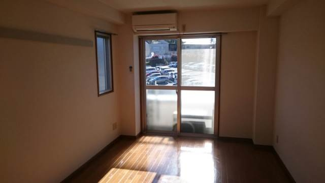 アストラコスモ新百合ヶ丘の寝室