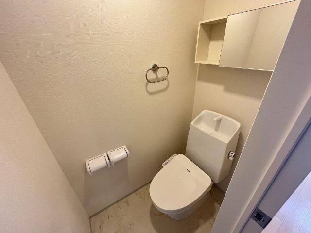 シャワー付トイレ