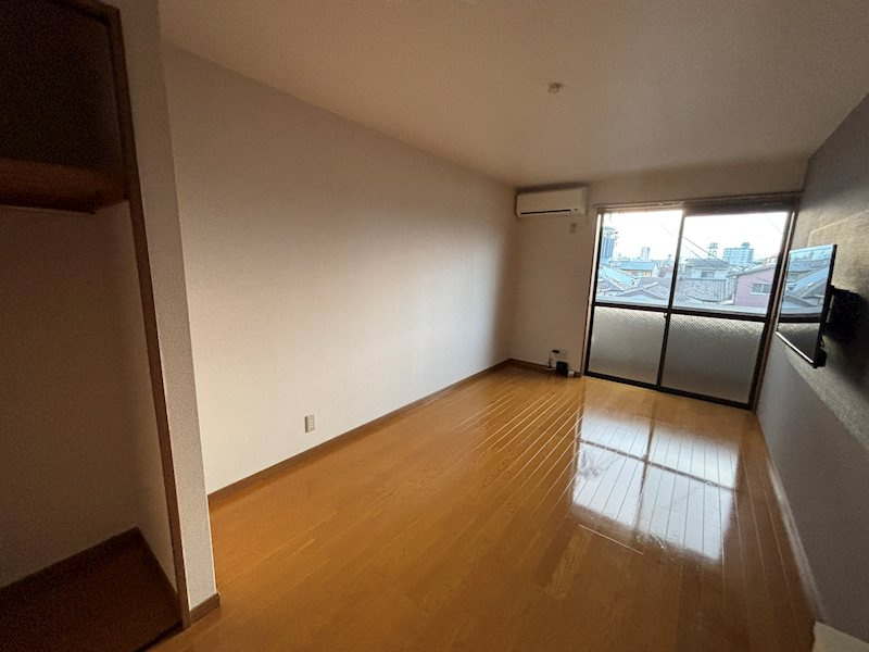 RAMS二条西の居間・リビング