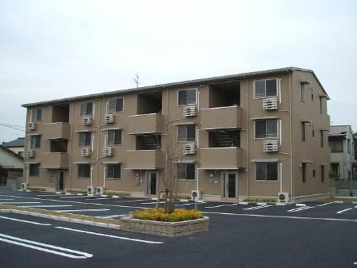 熊本市南区白藤４丁目のアパート