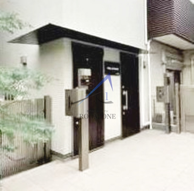 Ｖｉｌｌａ　ＳＵＢＡＲＵのエントランス|エントランスです。