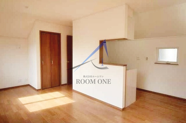 Ｖｉｌｌａ　ＳＵＢＡＲＵの居間・リビング|洋室のお部屋です。