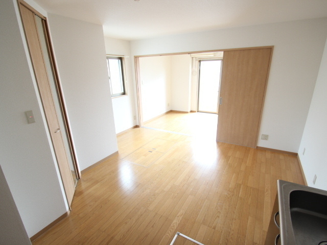 マルベニ段原南の居間・リビング