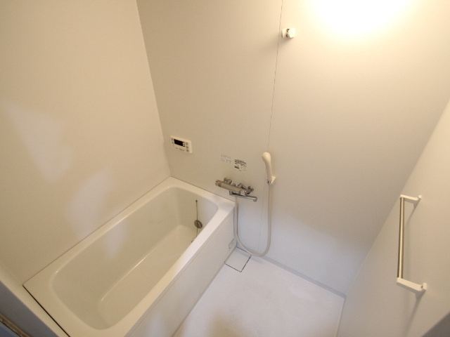 マルベニ段原南の浴室