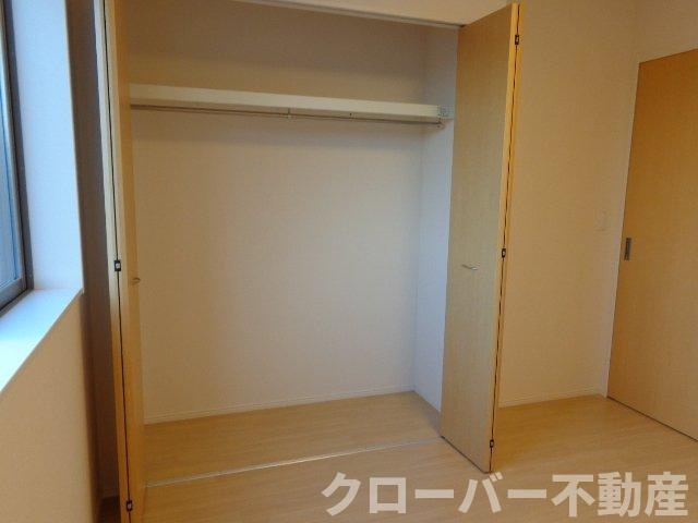 グラン　マーサの収納|南洋室のクローゼット