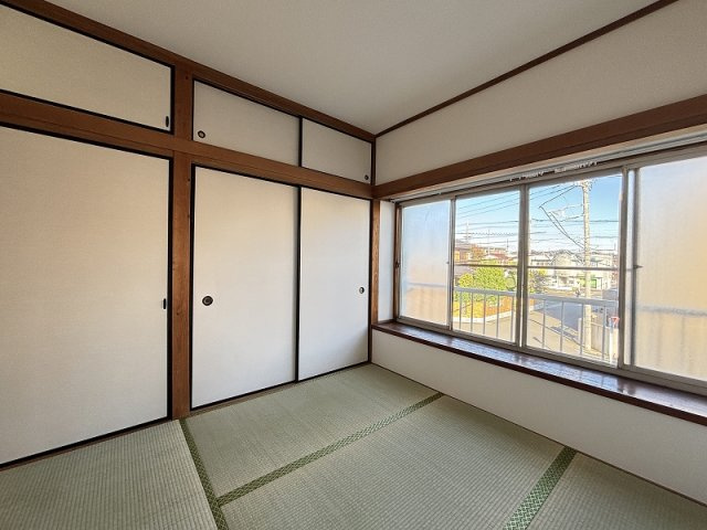 フローリングだけでなく、和室もあります