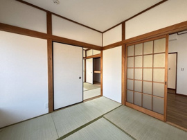 趣のある和室です