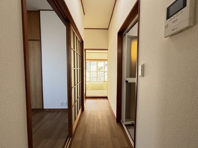 毎日通る玄関はこちらです