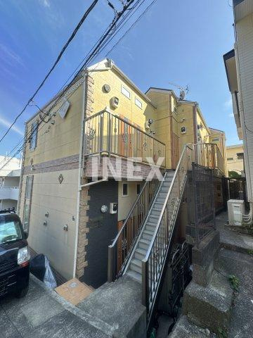 横浜市鶴見区大東町のアパートの外観