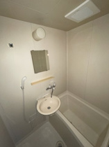 日々の疲れを癒すお風呂付です