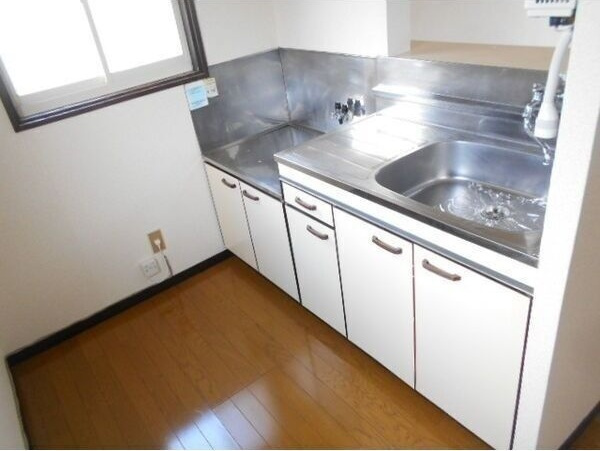 タウンハウスヨシダD棟の玄関