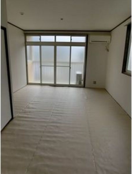 タウンハウスヨシダD棟の居間・リビング