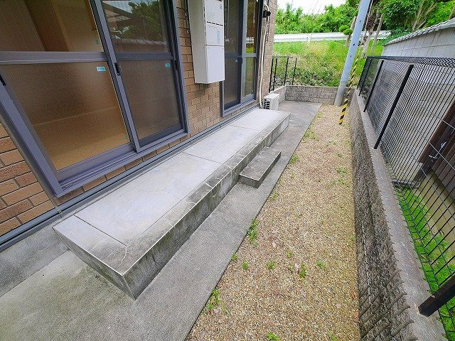 コート宮ノ下の庭|お庭が付いています