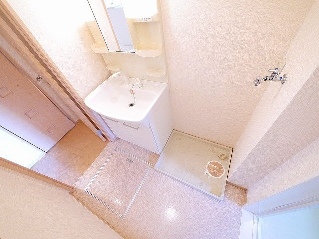 コート宮ノ下の洗面所|洗濯機置き場
