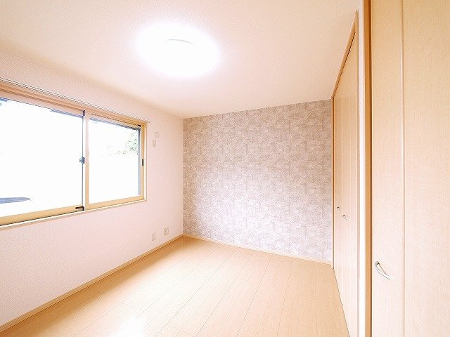 コート宮ノ下の洋室|ゆったりした洋室です