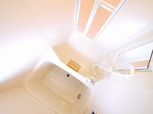 コート宮ノ下の浴室|きれいなお風呂です