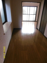 こちらの居間で趣味の時間をお楽しみください