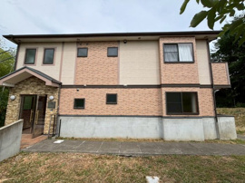 落ち着いた雰囲気の外観です