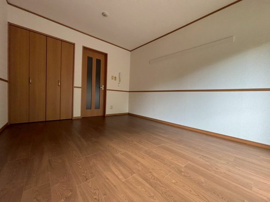 こちらのリビングで趣味の時間をお楽しみください