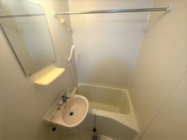 落ち着いた空間のお風呂です