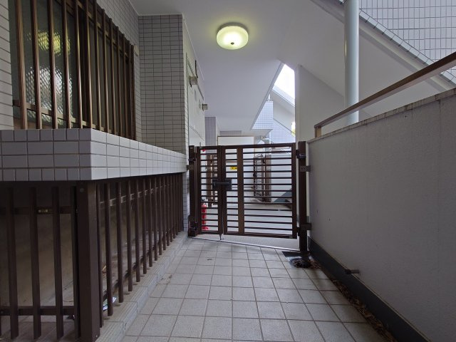 読売ランド第一マンションズのロビー