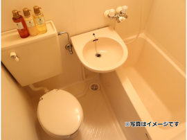 内装は落ち着いています