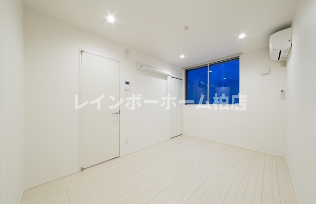 仲介手数料（賃料の1.10ヵ月）無料対象物件！の居間・リビング|ゆったり過ごせる居間です