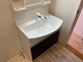 洗髪洗面化粧台