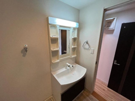 洗髪洗面化粧台