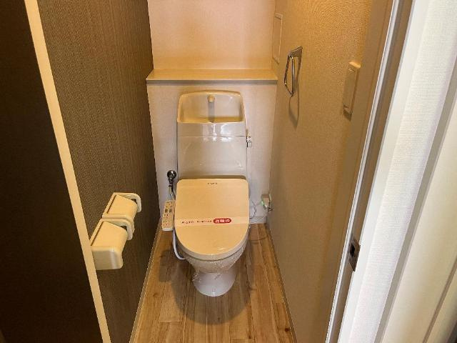 シャワー付トイレ