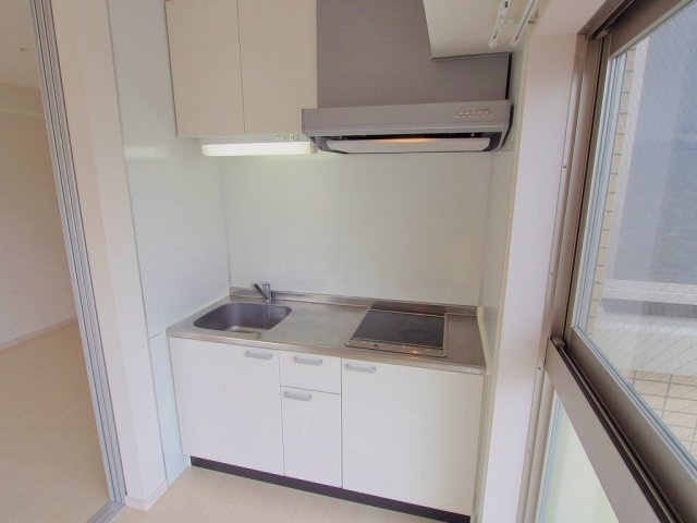 リアルエステート東原タワーのキッチン