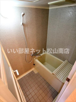 【浴室】 | ロイヤル・ヴィラ