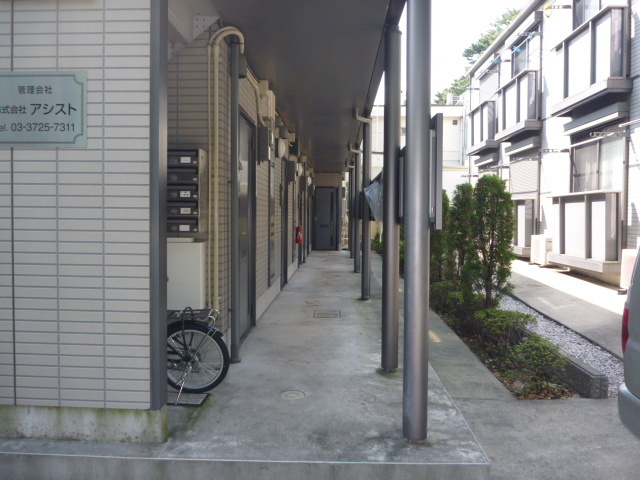 デュエットA棟のエントランス