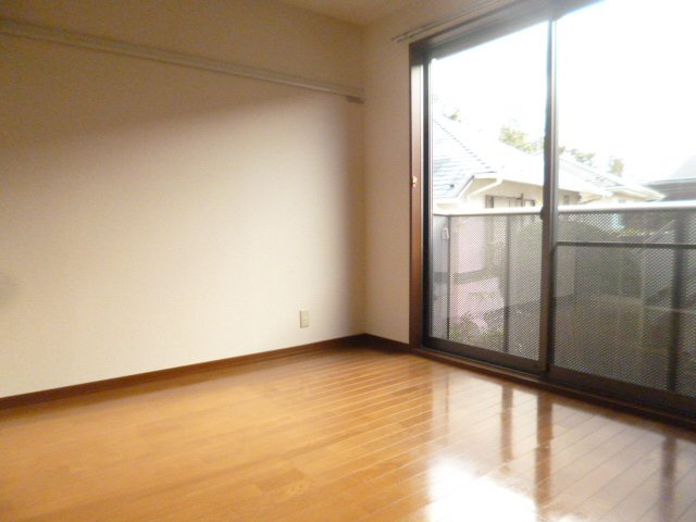 デュエットA棟の居間・リビング