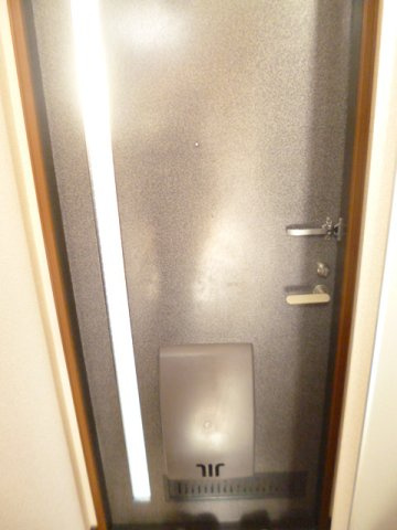 デュエットA棟の玄関