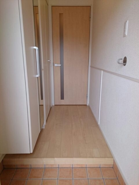 メゾン　ド　ディアスの玄関