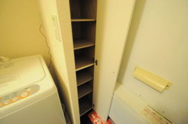 「同タイプの部屋の写真です」「現況優先」