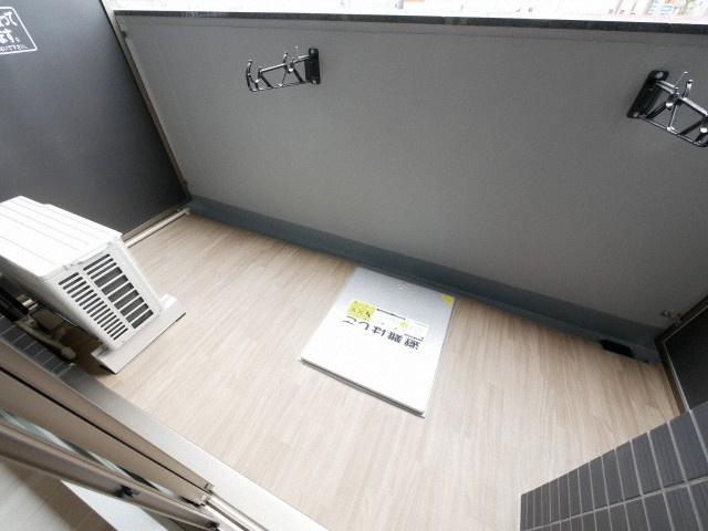 ファステートNAMBA華月のバルコニー