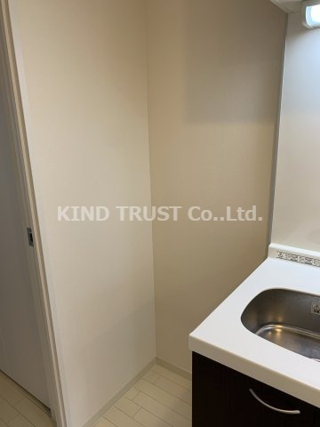 エステムコート梅田・天神橋IIグラシオのキッチン|冷蔵庫を置くスペースです