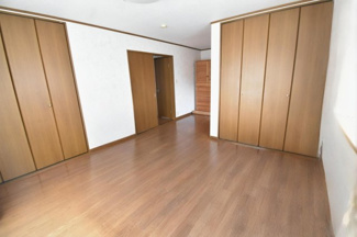 【洋室】 | 鹿屋市札元1丁目　中古戸建 | AI家具消しを使用しています。