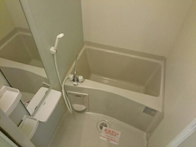 【浴室】 | フライハイト | お風呂で日々の疲れを落としましょう