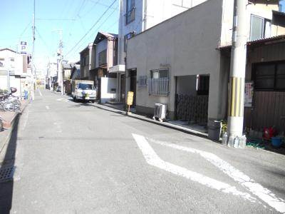 エルバーニョくろもんの周辺|前面道路