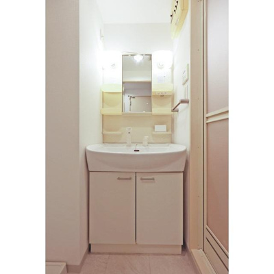 【独立洗面台】 | Gramercy Juso-higashi 1st