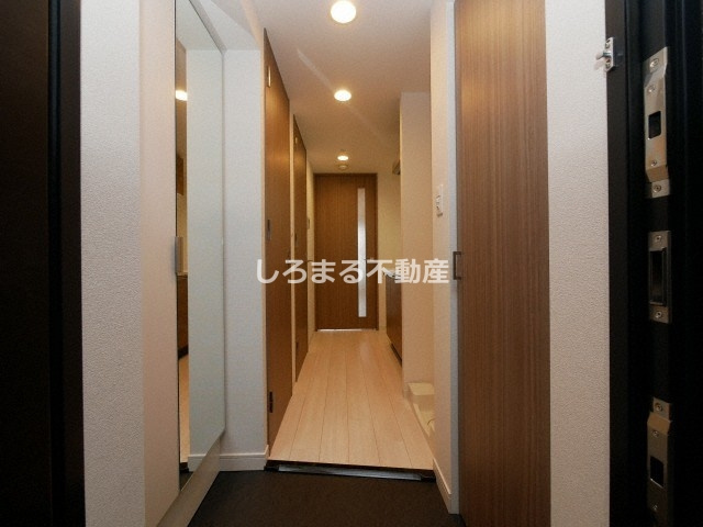 プレサンスOSAKA DOMECITYスクエアの玄関