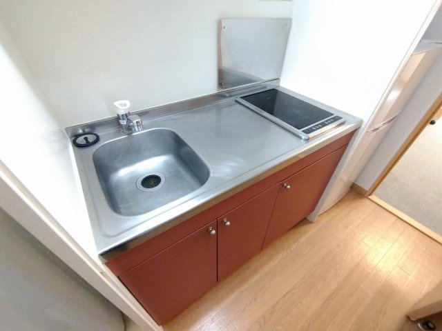 シングルレバー設置　シンク広めです♪