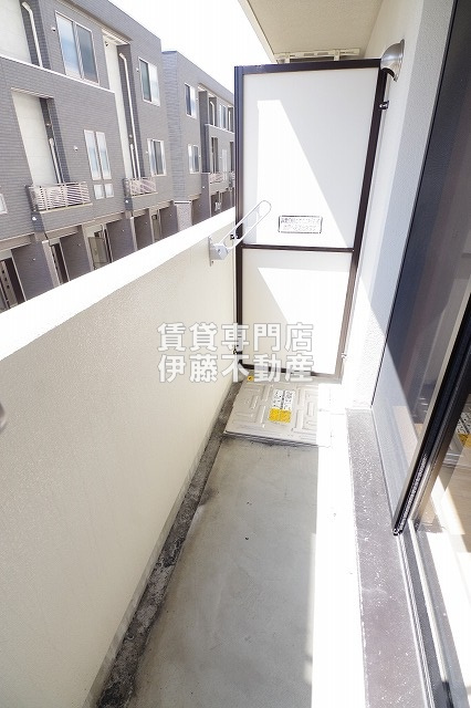 A・City東岸のバルコニー