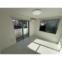 こちらのリビングで趣味の時間をお楽しみください