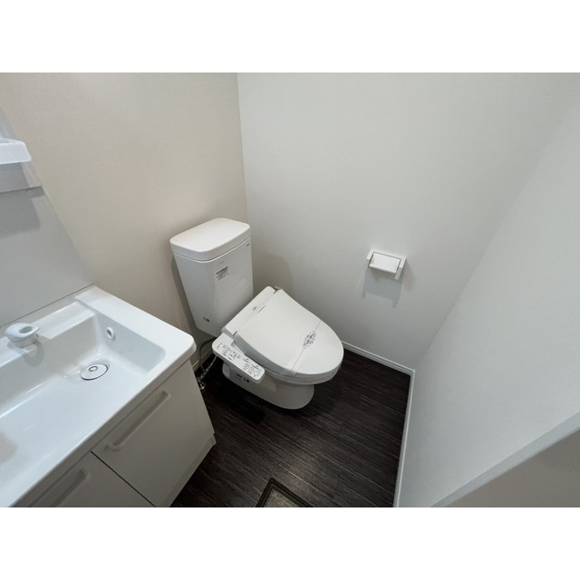 コンパクトで使いやすいトイレです