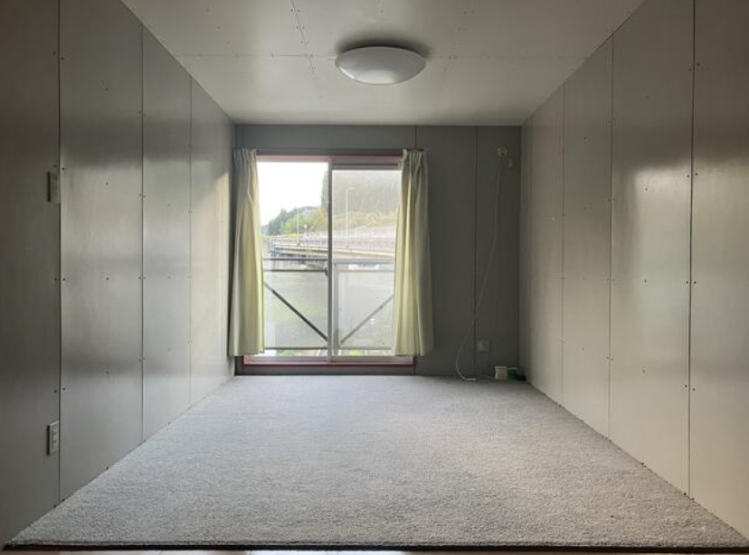 朝来市生野町円山　共同住宅の洋室